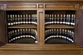 Louis XIII Cabinet of references
